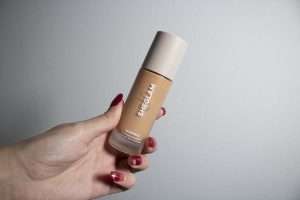 sheglam fondo liquido idratante